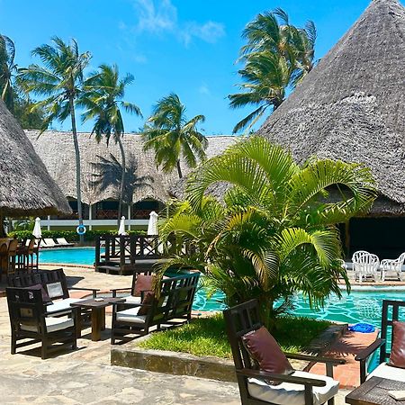 Blue Bay Village Watamu Exterior photo