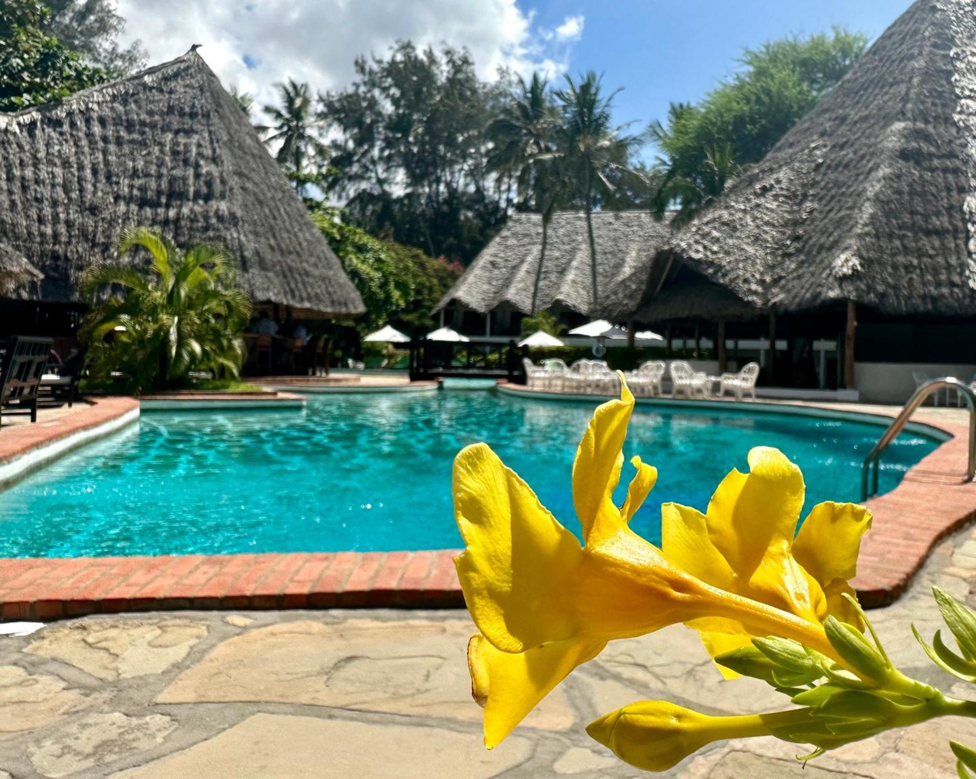 Blue Bay Village Watamu Exterior photo