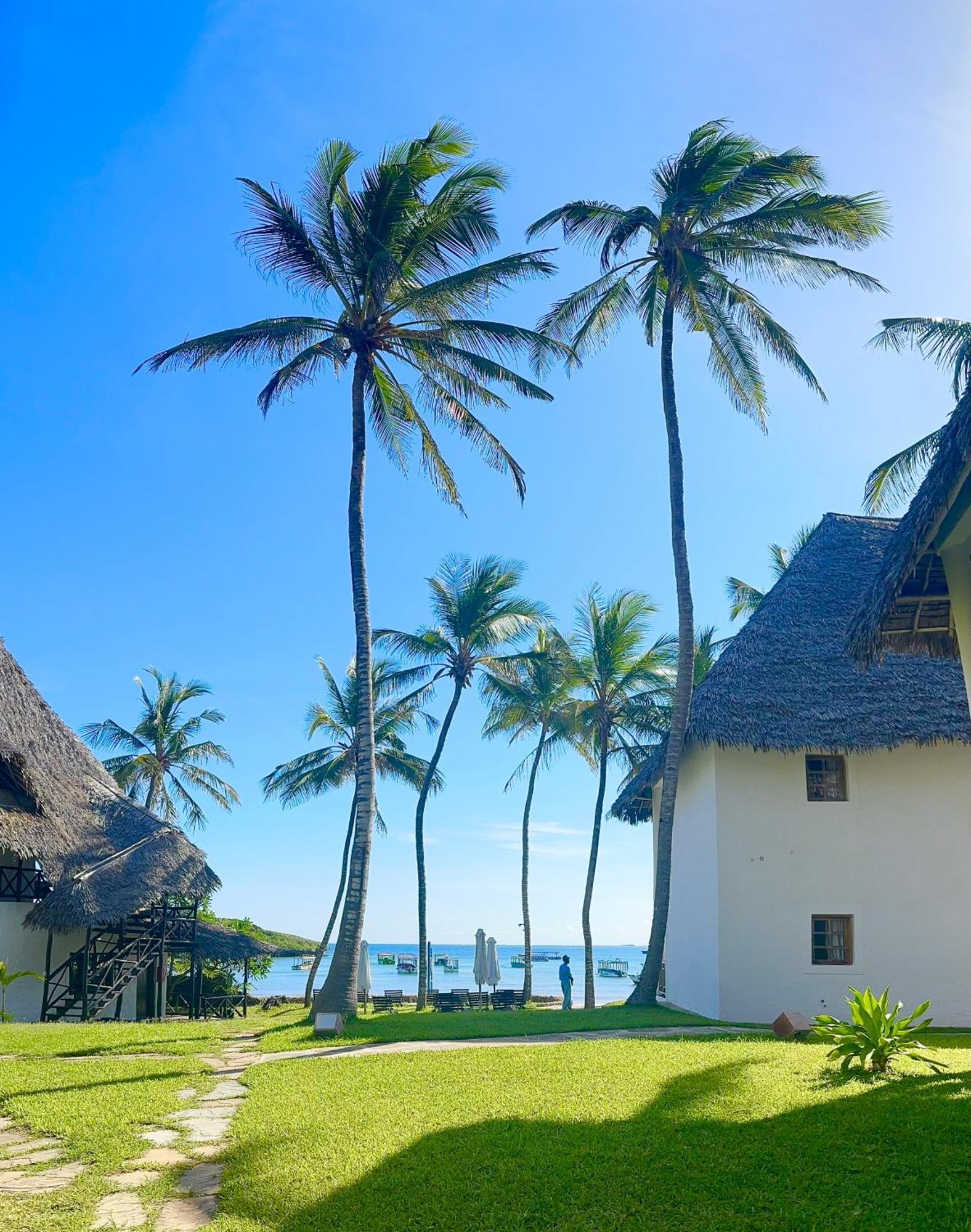 Blue Bay Village Watamu Exterior photo