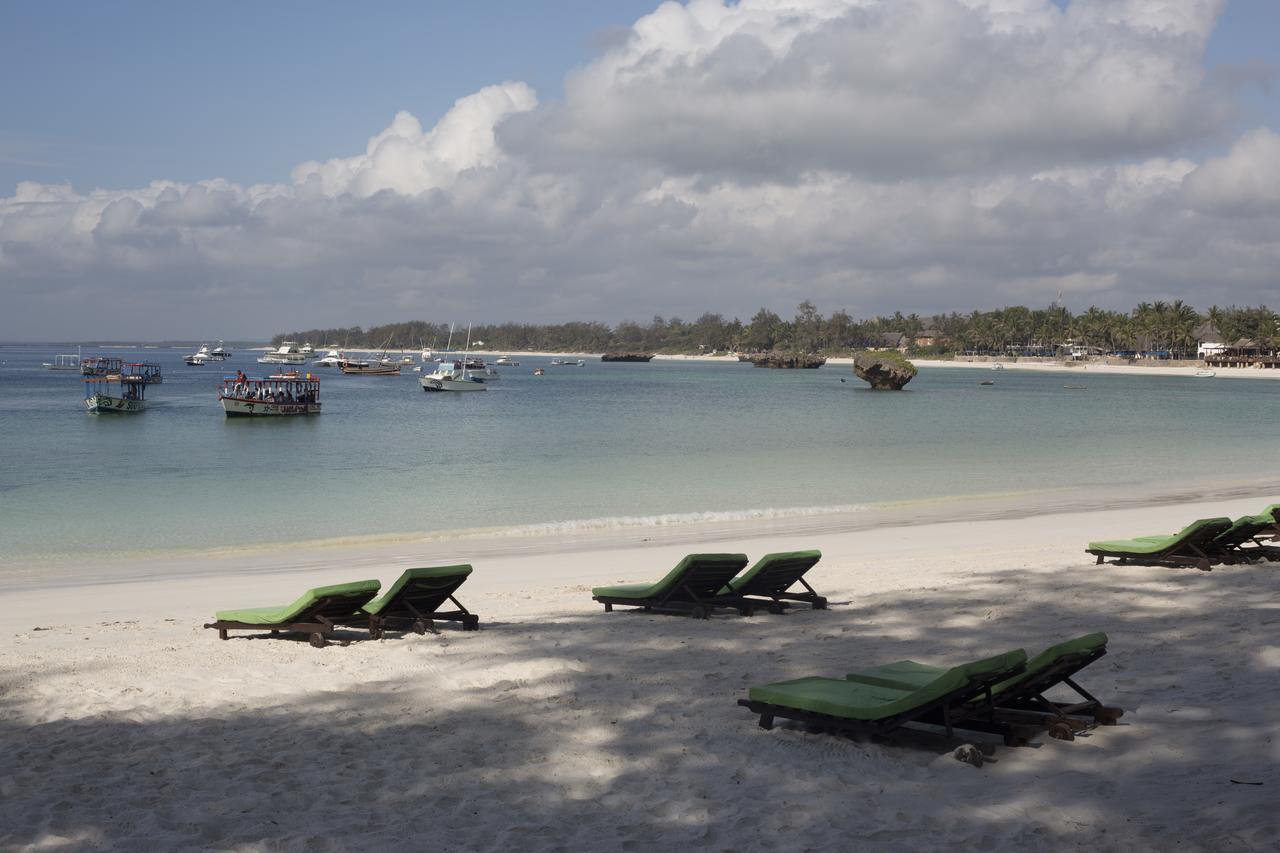 Blue Bay Village Watamu Exterior photo